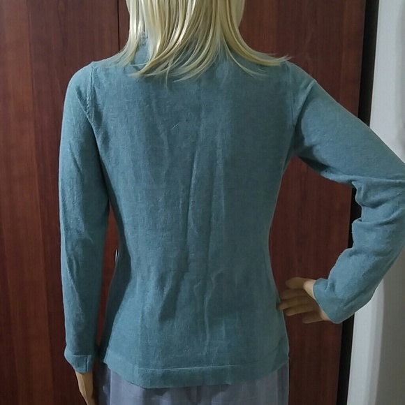Banana Republic bluish green triple ruffle sweater - Picture 3 of 5